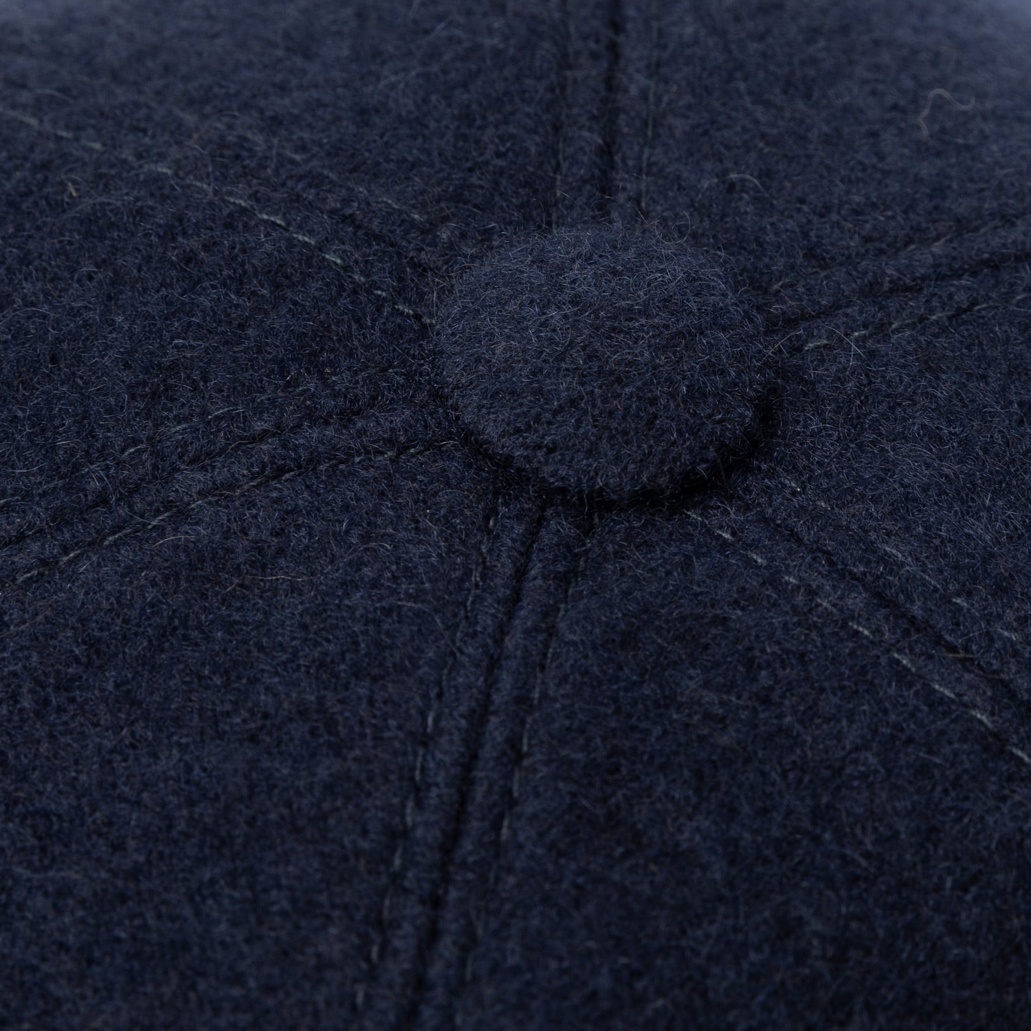Cap "Base Cap Land" made from pure Scottish Cashmere